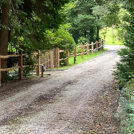 La Maisonnette Des Hêtres Rouges Casa de Férias *